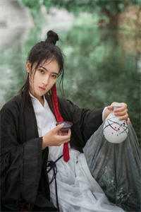 甚至觉得有点好笑
